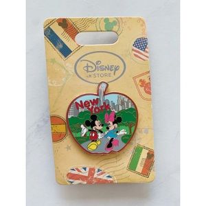 Disney New York Pin